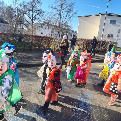 Schulfasnacht 2023 5. Vergrösserte Ansicht